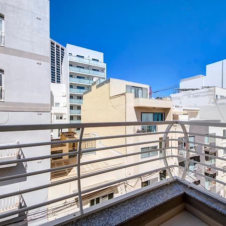 Modern 2Br Apt With Balconies In St Julians, Paceville - Apt 5 By Vaganza سانت جوليان المظهر الخارجي الصورة