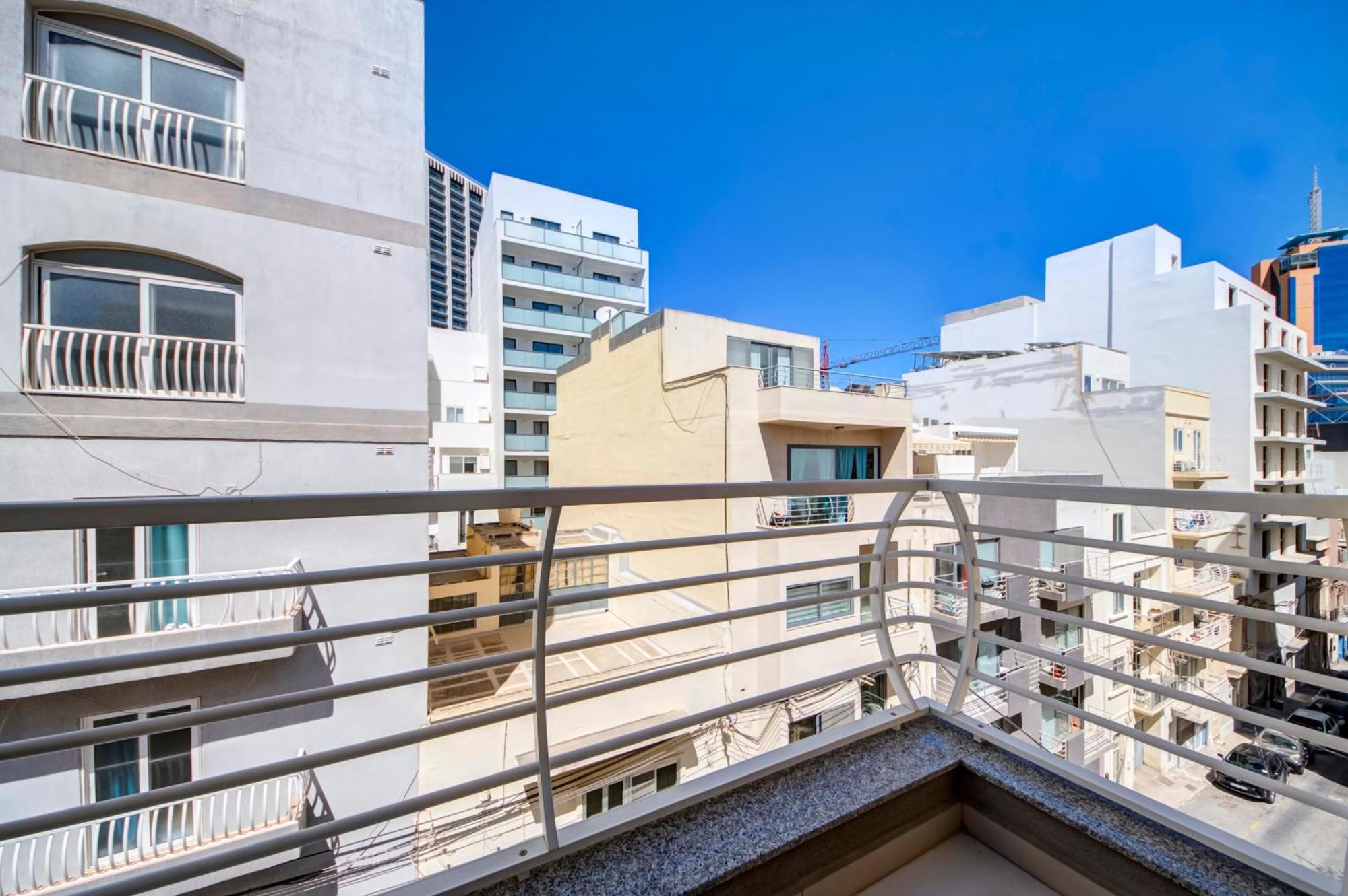 Modern 2Br Apt With Balconies In St Julians, Paceville - Apt 5 By Vaganza سانت جوليان المظهر الخارجي الصورة