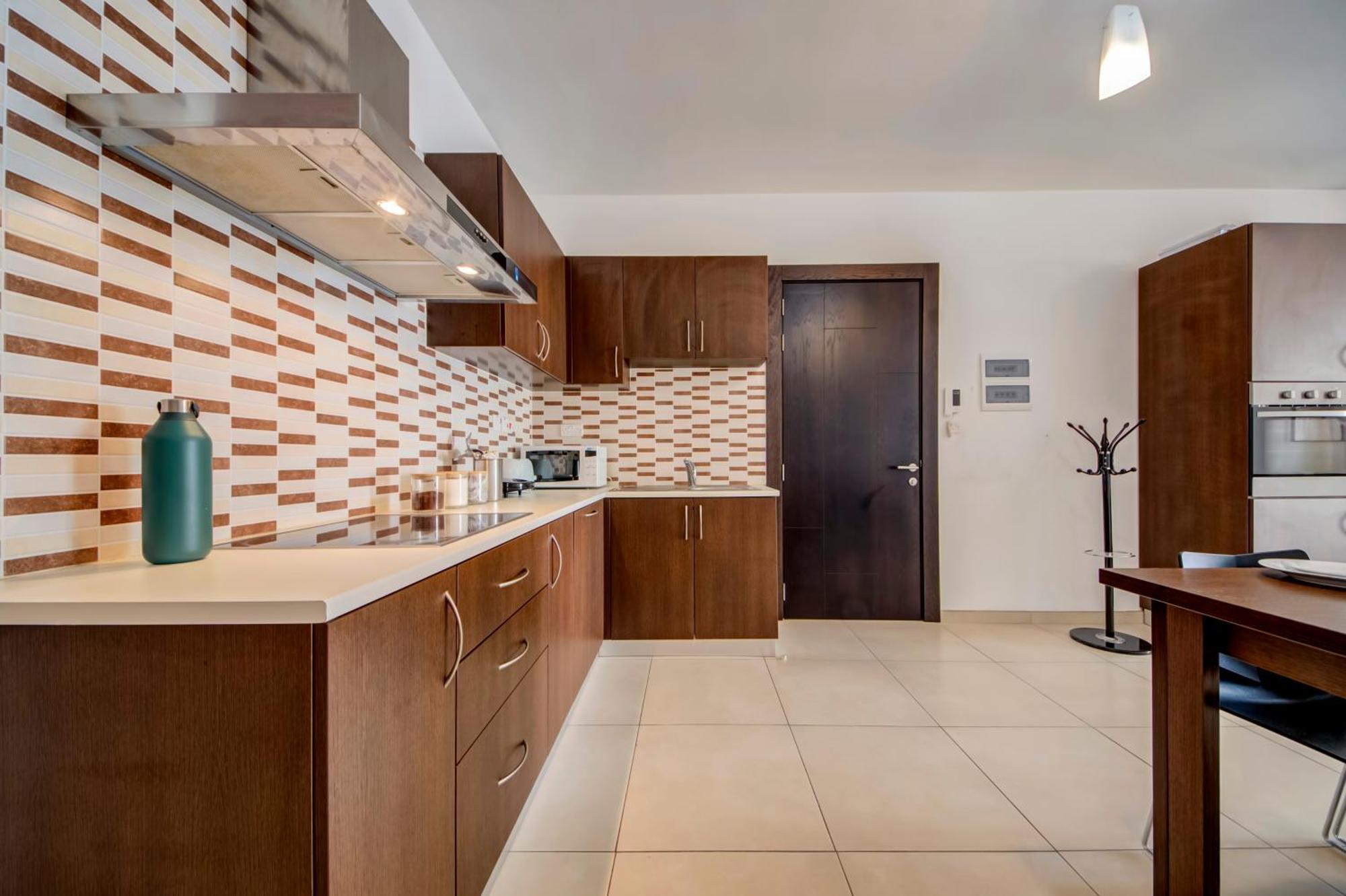 Modern 2Br Apt With Balconies In St Julians, Paceville - Apt 5 By Vaganza سانت جوليان المظهر الخارجي الصورة